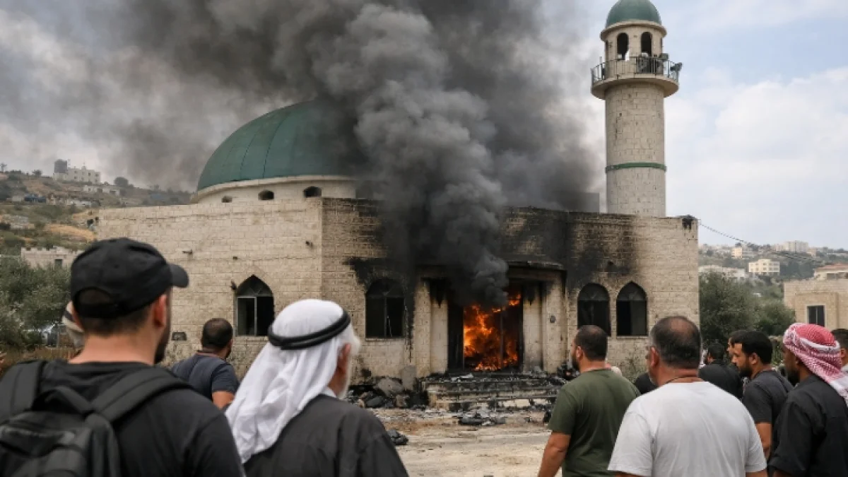 Israeli Settlers Storm Palestinian Village Setting Fire to Mosque