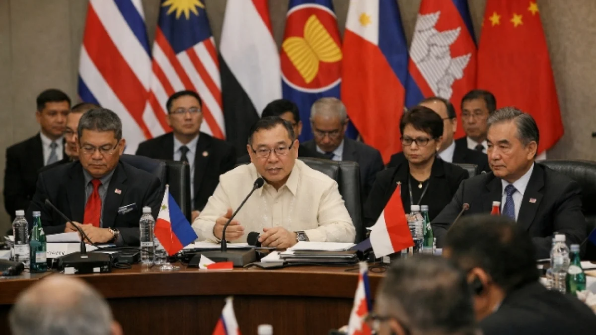 Philippines Raises Ayungin Shoal Clash with China at ASEAN Ministers Meeting