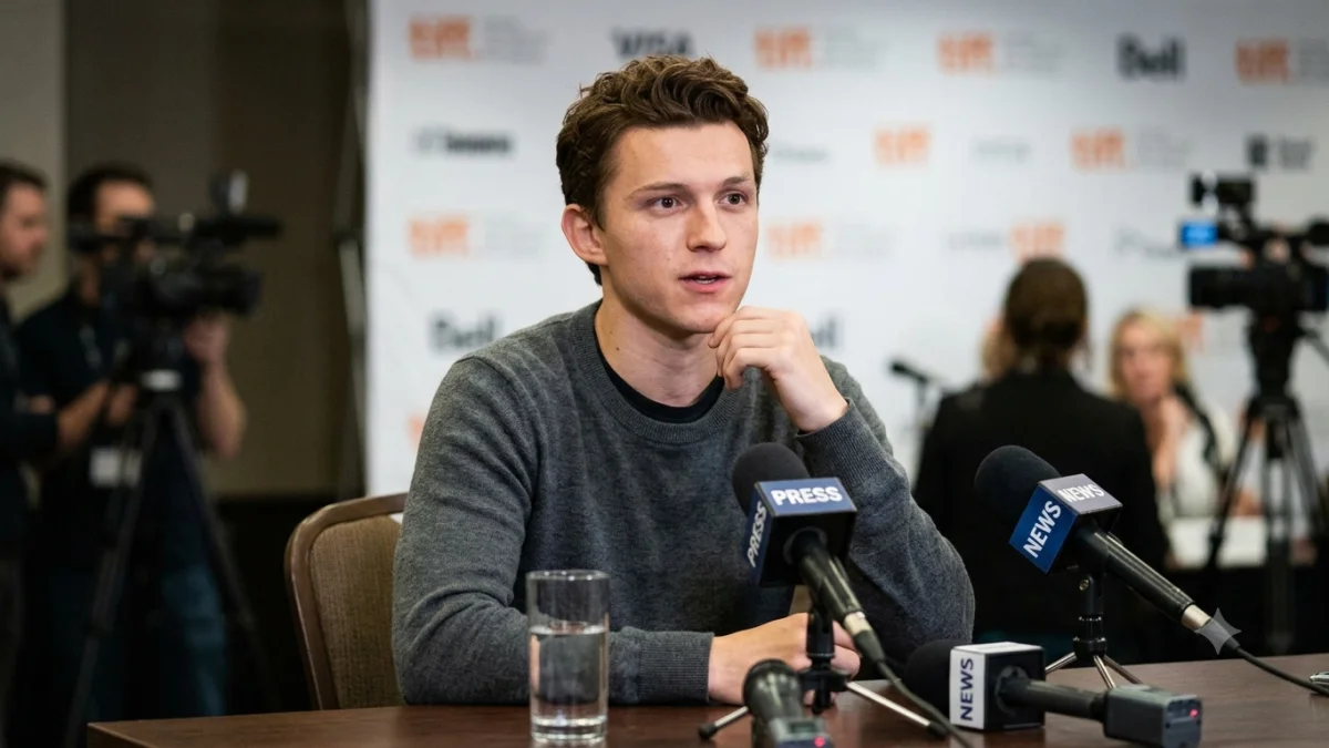Tom Holland Discusses Spider-Man Franchise Break